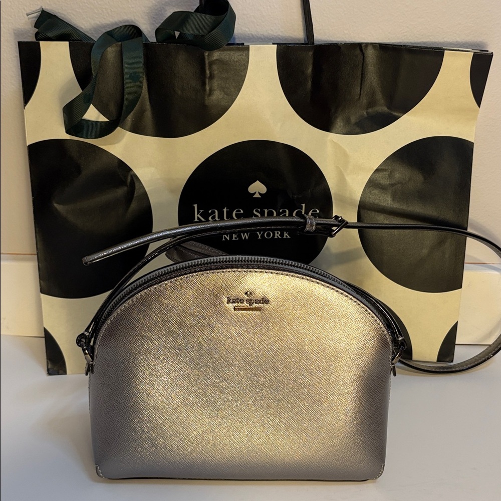 Kate Spade Cameron Street Hilli leather metallic silver bag purse crossbody EUC